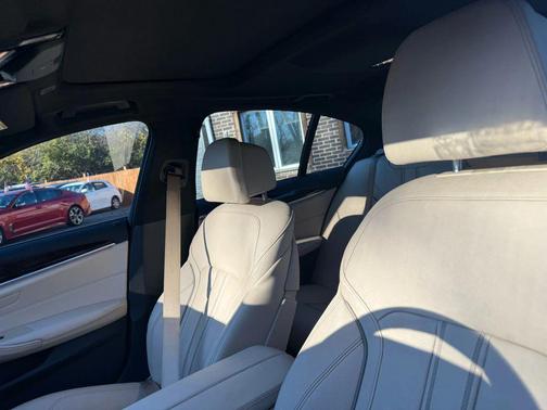 2017 BMW 530 530i Sedan 4D