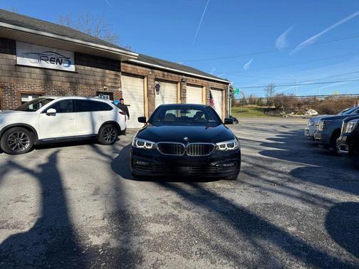 2017 BMW 530 530i Sedan 4D