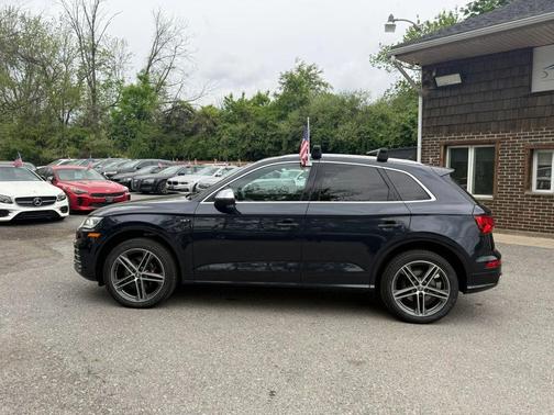 Black 2018 Audi SQ5 3.0T Premium Plus