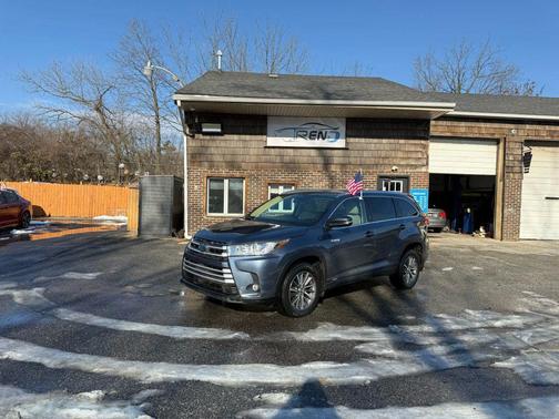 2018 Toyota Highlander Hybrid XLE