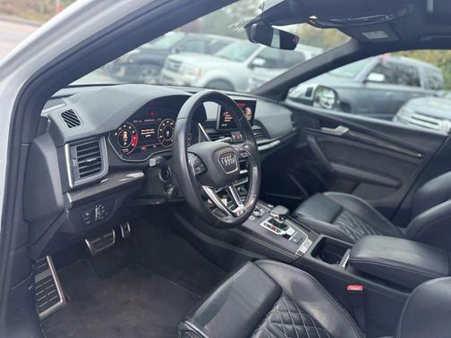 2019 Audi SQ5 3.0T Premium Plus