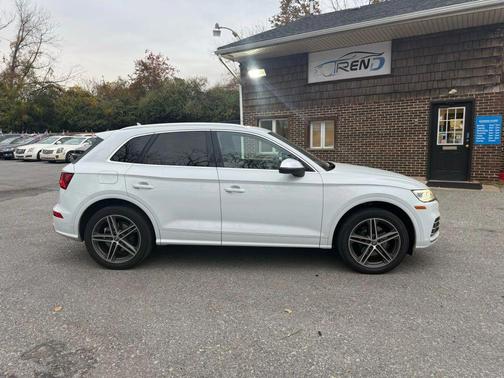 2019 Audi SQ5 3.0T Premium Plus