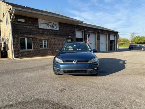 2018 Volkswagen Golf SportWagen TSI S