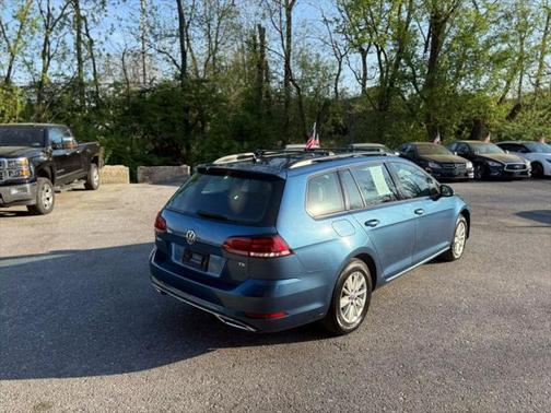 2018 Volkswagen Golf SportWagen TSI S