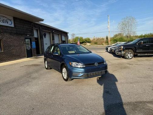 2018 Volkswagen Golf SportWagen TSI S
