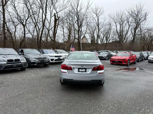 2015 BMW 550 550i Sedan 4D