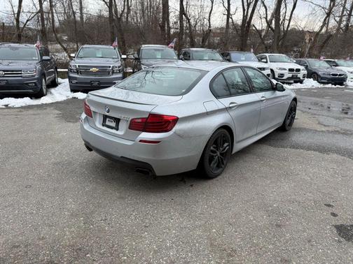 2015 BMW 550 550i Sedan 4D