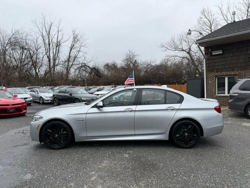 2015 BMW 550 550i Sedan 4D