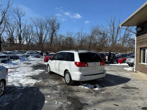 2008 Toyota Sienna XLE Limited