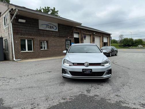 2018 Volkswagen Golf GTI 2.0T S 4-Door