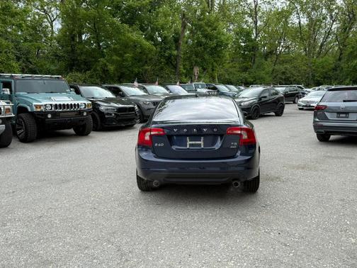 Caspian Blue Metallic 2013 Volvo S60 T5
