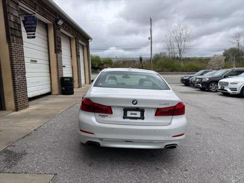 2018 BMW 540 540i Sedan 4D