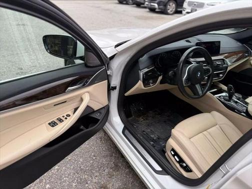 2018 BMW 540 540i Sedan 4D