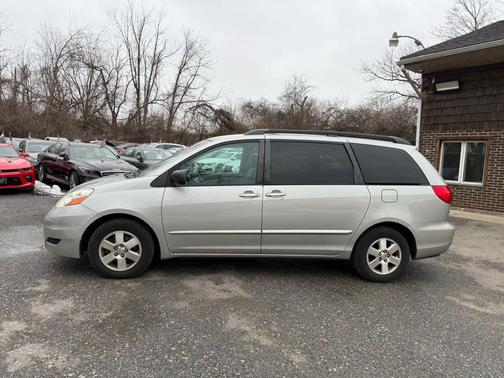 2008 Toyota Sienna LE
