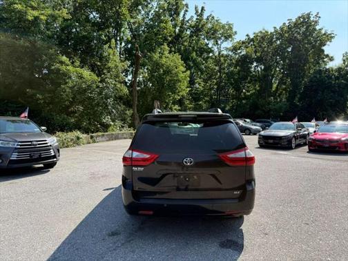 2017 Toyota Sienna Limited