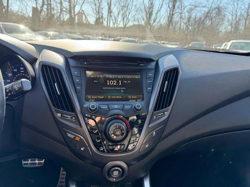 2015 Hyundai Veloster Turbo