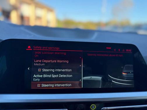 2019 BMW 330 i