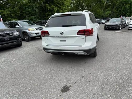 2018 Volkswagen Atlas 3.6L SEL Premium