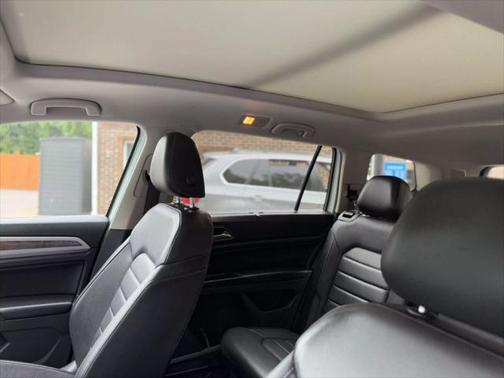 2018 Volkswagen Atlas 3.6L SEL Premium