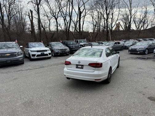 2018 Volkswagen Jetta 1.8T SEL