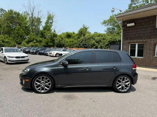 2014 Volkswagen GTI Wolfsburg Edition