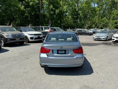 Blue 2011 BMW 328 xDrive