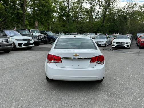 Summit White 2016 Chevrolet Cruze Limited 1LT