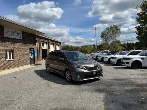 2013 Toyota Sienna SE