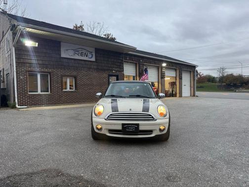 2009 MINI Cooper Base