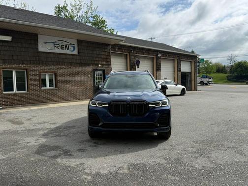 Phytonic Blue Metallic 2020 BMW X7 xDrive40i