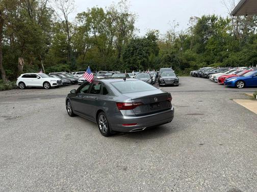 2020 Volkswagen Jetta 1.4T R-Line