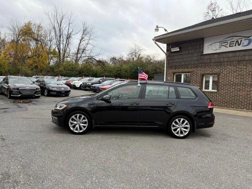 2019 Volkswagen Golf SportWagen TSI SE
