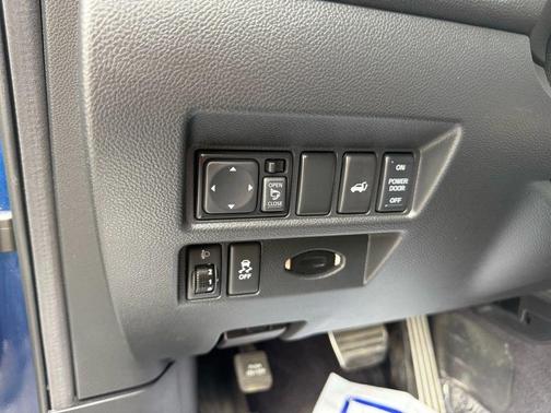 2014 INFINITI QX70 Base