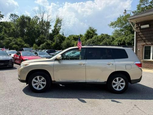 2012 Toyota Highlander SE