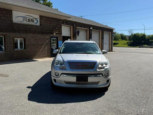 Quicksilver Metallic 2011 GMC Acadia Denali