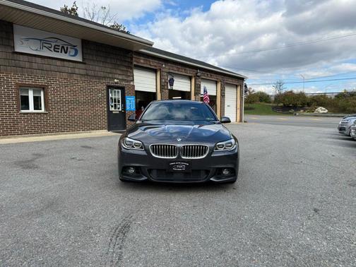 2016 BMW 550 550i Sedan 4D