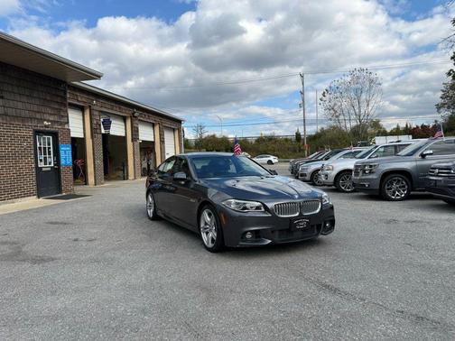 2016 BMW 550 550i Sedan 4D