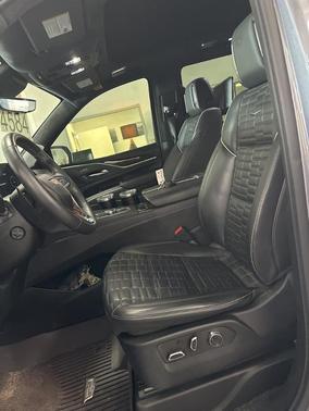 2022 Cadillac Escalade Sport Platinum
