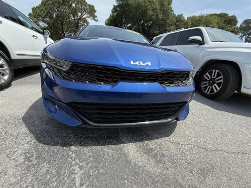 2022 Kia K5 GT-Line