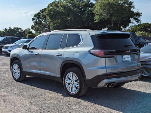 2024 GMC Acadia Elevation