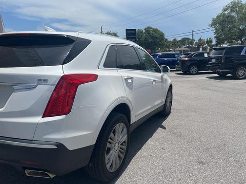 2018 Cadillac XT5 Premium Luxury