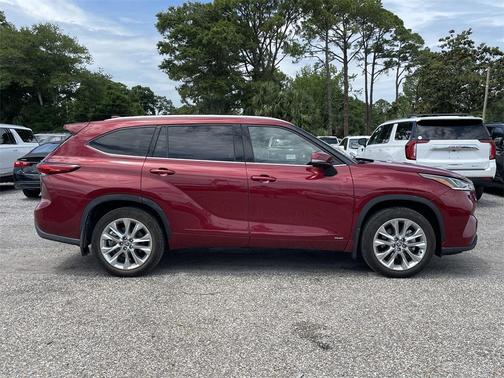2023 Toyota Highlander Hybrid Limited