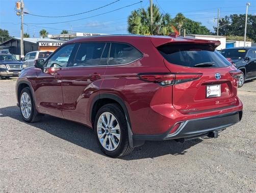 2023 Toyota Highlander Hybrid Limited