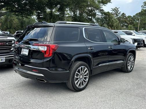 2022 GMC Acadia Denali