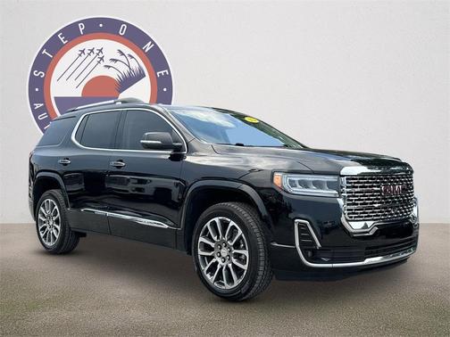 2022 GMC Acadia Denali