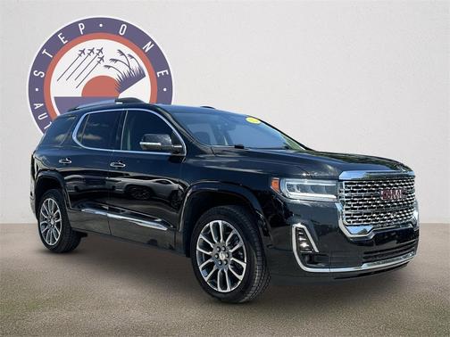 2022 GMC Acadia Denali