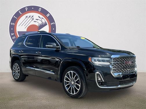 2022 GMC Acadia Denali