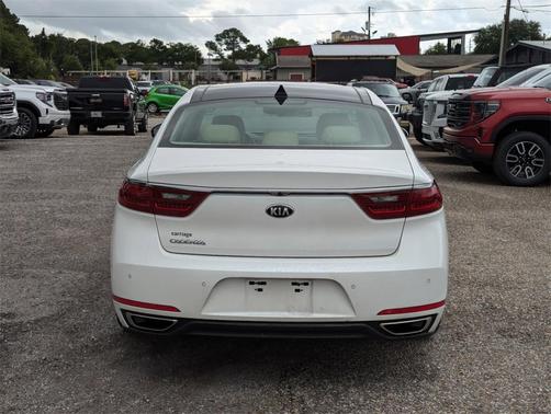 2018 Kia Cadenza Technology