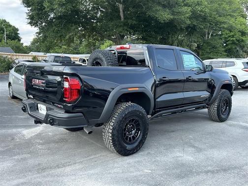 2024 GMC Canyon AT4X