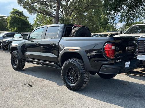 2024 GMC Canyon AT4X